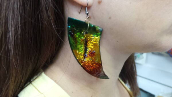 IRIDESCENT EARRINGS SET - Image 2