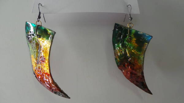 IRIDESCENT EARRINGS SET