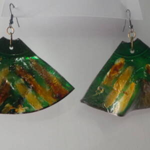 IRIDESCENT EARRINGS SET