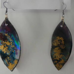 IRIDESCENT EARRINGS SET