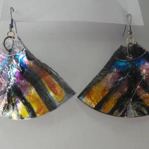 IRIDESCENT EARRINGS SET