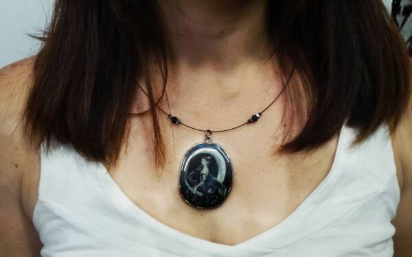 WOMEN'S PENDANT – Fairy with Illuminated Moon