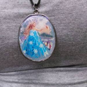 WOMEN’S PENDANT – Blue Lady
