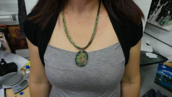 WOMEN'S PENDANT - Roses Blooming - Image 2