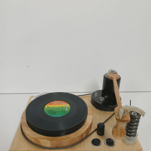 Σουβέρ Πικάπ: Ρετρό Στιλ για το Τραπέζι Σου