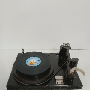 Σουβέρ Πικάπ: Ρετρό Στιλ για το Τραπέζι Σου